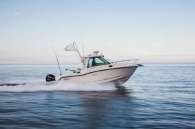 Boston Whaler 285 Conquest Pilothouse