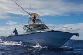 Boston Whaler 345 Conquest